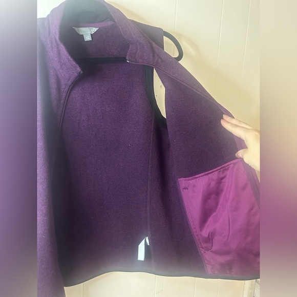 Sears, size 8, purple vest, full front zip with pockets - Picture 5 of 9